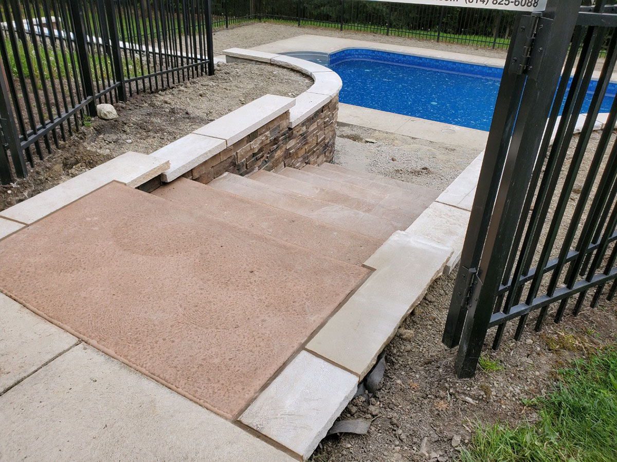 Retaining Wall next to driveway 