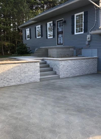 Retaining Wall next to driveway 